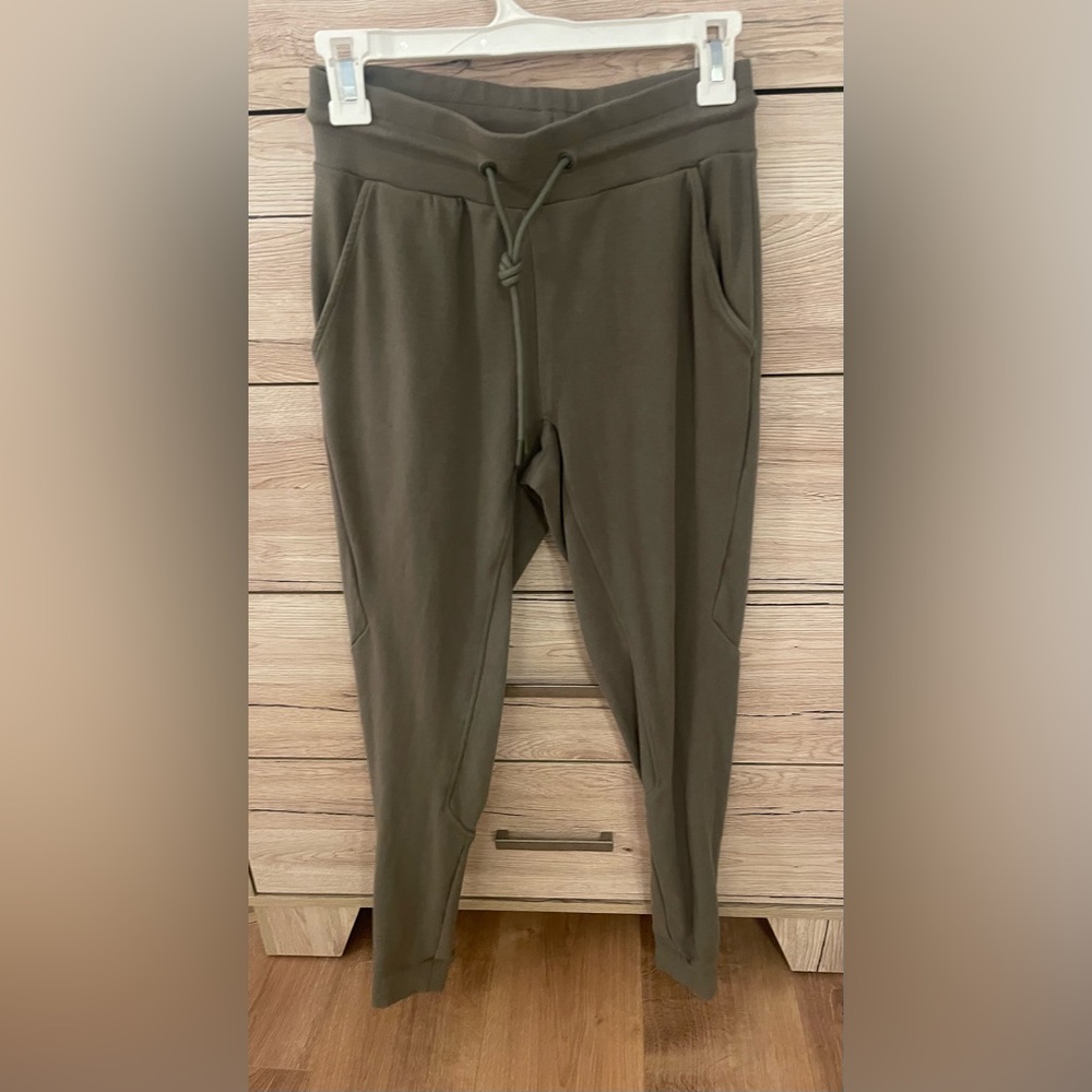 Alphalete Identity Jogger